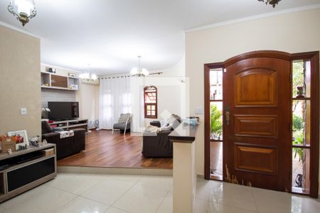 Sala de casa para alugar com 3 quartos, 270m² em City Bussocaba, Osasco