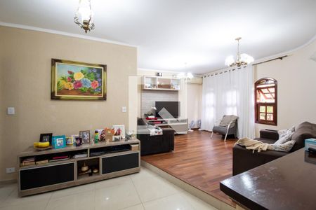 Sala de casa para alugar com 3 quartos, 270m² em City Bussocaba, Osasco