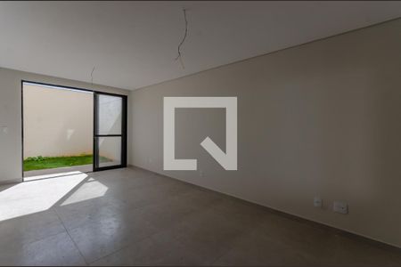 Sala de casa de condomínio à venda com 4 quartos, 120m² em Pampulha, Belo Horizonte