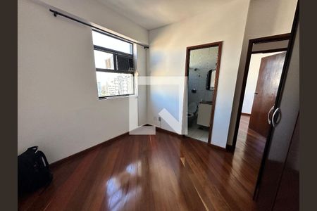 quarto de apartamento para alugar com 3 quartos, 80m² em Funcionários, Belo Horizonte