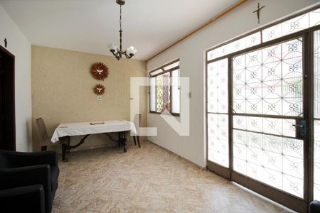 Sala de casa para alugar com 4 quartos, 200m² em Santa Ines, Belo Horizonte