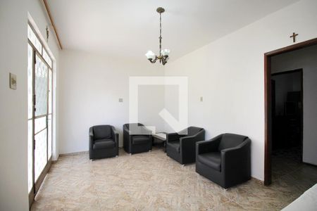 Sala de casa para alugar com 4 quartos, 200m² em Santa Ines, Belo Horizonte