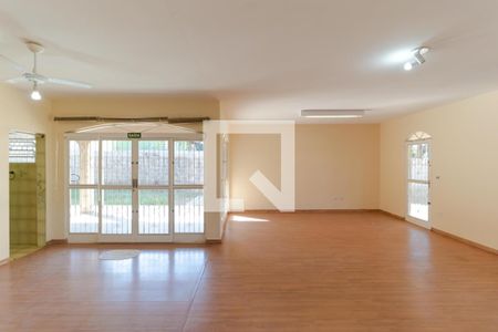 Salas de casa para alugar com 3 quartos, 270m² em Parque das Universidades, Campinas