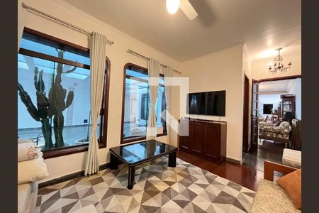 Sala de TV de casa para alugar com 4 quartos, 306m² em Planalto Paulista, São Paulo