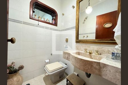 Lavabo de casa para alugar com 4 quartos, 306m² em Planalto Paulista, São Paulo