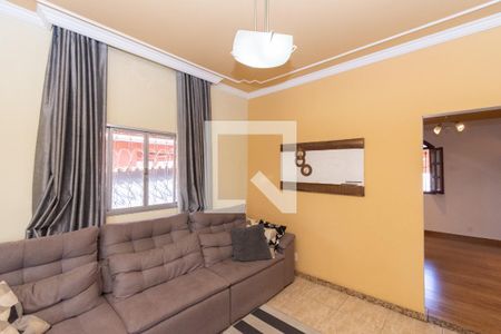 Sala de TV de casa à venda com 4 quartos, 360m² em Pindorama, Belo Horizonte