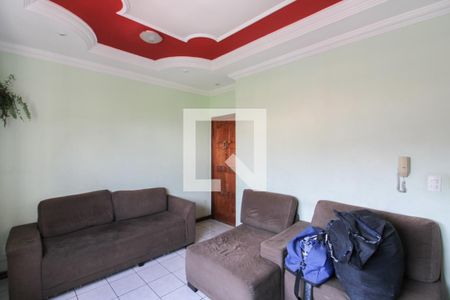 Sala de apartamento à venda com 3 quartos, 64m² em Heliópolis, Belo Horizonte