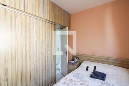 Quarto 2 de apartamento à venda com 3 quartos, 64m² em Heliópolis, Belo Horizonte