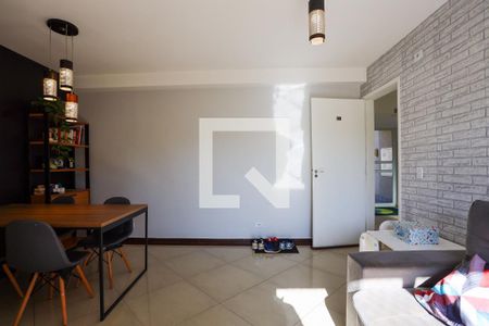 Sala de apartamento para alugar com 2 quartos, 47m² em Granja Viana, Cotia