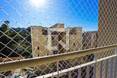 Sala - varanda - vista de apartamento para alugar com 2 quartos, 47m² em Granja Viana, Cotia