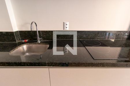 Detalhe da cozinha de kitnet/studio para alugar com 1 quarto, 30m² em Batel, Curitiba