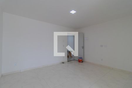 Sala de kitnet/studio para alugar com 1 quarto, 35m² em Jardim Wanda, Taboão da Serra