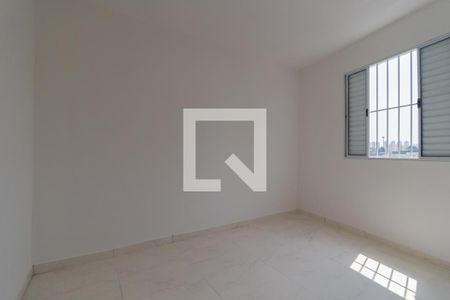 Quarto de kitnet/studio para alugar com 1 quarto, 35m² em Jardim Wanda, Taboão da Serra