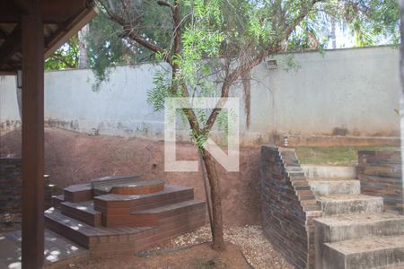 Vista da Sala de Estar de casa à venda com 3 quartos, 170m² em Garças, Belo Horizonte