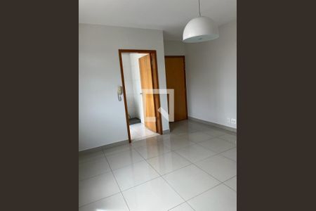 Apartamento à venda com 3 quartos, 68m² em Santa Efigênia, Belo Horizonte