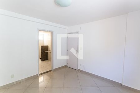 Sala de apartamento para alugar com 3 quartos, 70m² em Nova Vista, Belo Horizonte