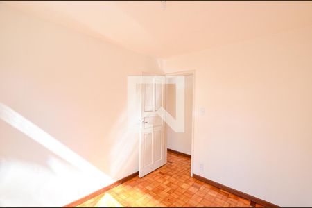 Quarto 1 de apartamento para alugar com 2 quartos, 50m² em Largo do Barradas, Niterói