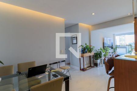 Sala de apartamento para alugar com 2 quartos, 70m² em Campo Belo, São Paulo