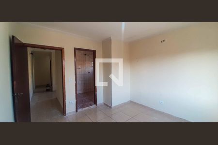 Suíte de casa para alugar com 3 quartos, 170m² em Km 18, Osasco