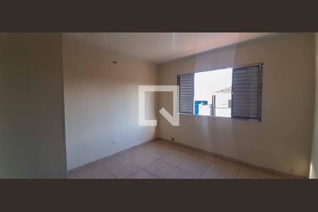 Suíte de casa para alugar com 3 quartos, 170m² em Km 18, Osasco