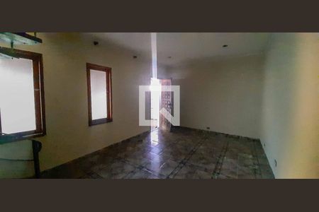 Sala de casa para alugar com 3 quartos, 170m² em Km 18, Osasco