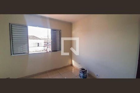 Suíte de casa para alugar com 3 quartos, 170m² em Km 18, Osasco