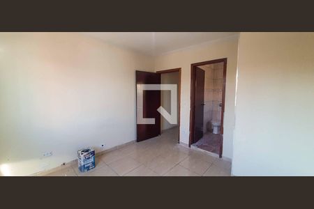 Suíte de casa para alugar com 3 quartos, 170m² em Km 18, Osasco