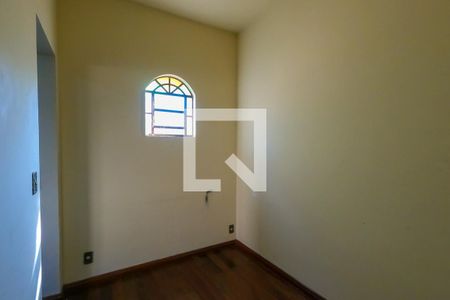 Closet de casa para alugar com 3 quartos, 215m² em Dom Bosco, Betim