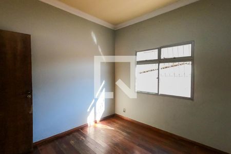 Quarto 2 de casa para alugar com 3 quartos, 215m² em Dom Bosco, Betim