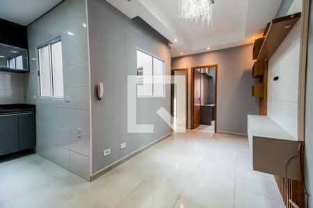 Sala de casa de condomínio à venda com 2 quartos, 88m² em Vila Alice, Santo André