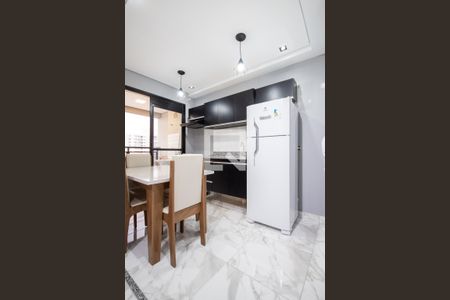 Cozinha de apartamento para alugar com 1 quarto, 30m² em Km 18, Osasco