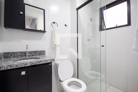 Banheiro de apartamento para alugar com 1 quarto, 30m² em Km 18, Osasco