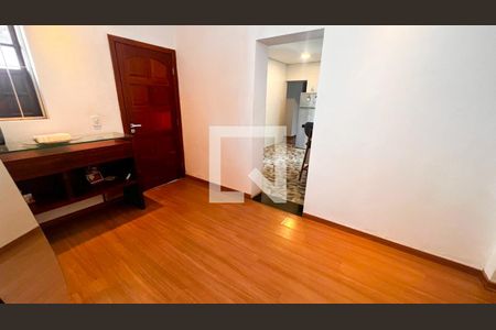 Sala de casa à venda com 4 quartos, 170m² em São Cristóvão, Belo Horizonte