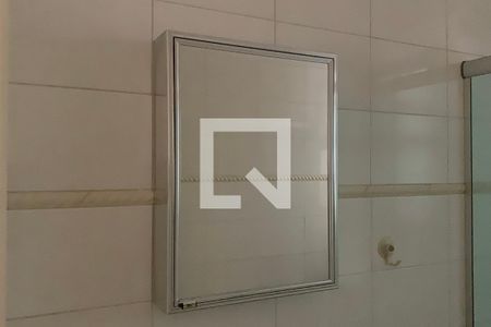 Banheiro  de apartamento para alugar com 3 quartos, 85m² em Nova Mirim, Praia Grande