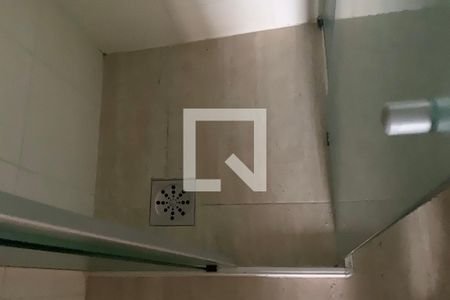 Banheiro  de apartamento para alugar com 3 quartos, 85m² em Nova Mirim, Praia Grande