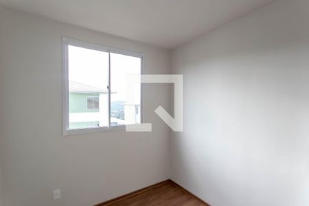 Quarto 1 de apartamento para alugar com 2 quartos, 55m² em Maria Teresa , Belo Horizonte