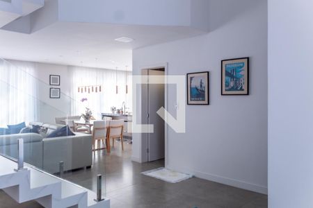 Sala de casa para alugar com 3 quartos, 250m² em Jardim Nova Esperança, Jacareí