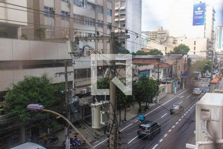 Vista da Sala de apartamento para alugar com 2 quartos, 56m² em Icaraí, Niterói