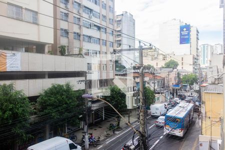 Vista do Quarto 1 de apartamento para alugar com 2 quartos, 56m² em Icaraí, Niterói