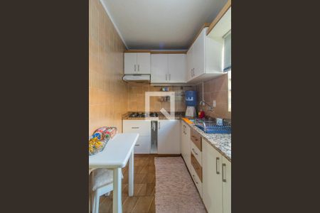 Cozinha de apartamento para alugar com 2 quartos, 59m² em Partenon, Porto Alegre