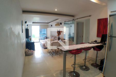 Sala/Cozinha de apartamento à venda com 2 quartos, 84m² em Camboinhas, Niterói