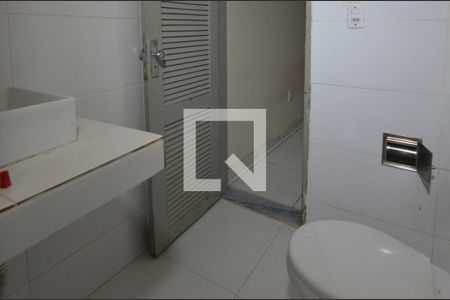 Banheiro de apartamento à venda com 1 quarto, 30m² em Vargem Grande, Rio de Janeiro