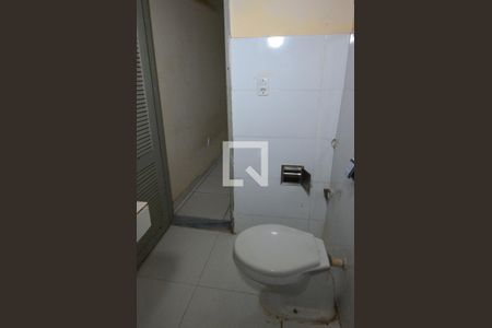 Banheiro de apartamento à venda com 1 quarto, 30m² em Vargem Grande, Rio de Janeiro