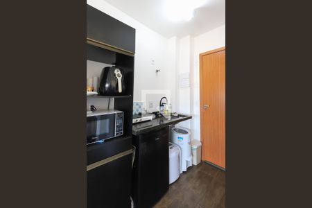 Cozinha de apartamento para alugar com 1 quarto, 24m² em Vila Mazzei, São Paulo