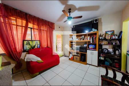 Sala de casa à venda com 2 quartos, 102m² em Alto Caiçaras, Belo Horizonte