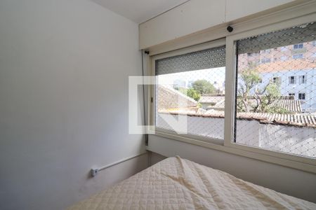 Quarto de kitnet/studio à venda com 1 quarto, 35m² em Menino Deus, Porto Alegre