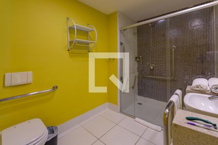 Banheiro de kitnet/studio para alugar com 1 quarto, 25m² em Liberdade, Belo Horizonte