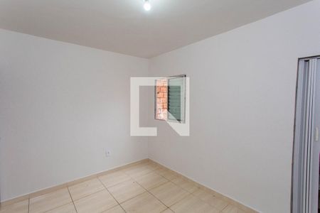 Quarto de casa para alugar com 1 quarto, 50m² em Serraria, Diadema