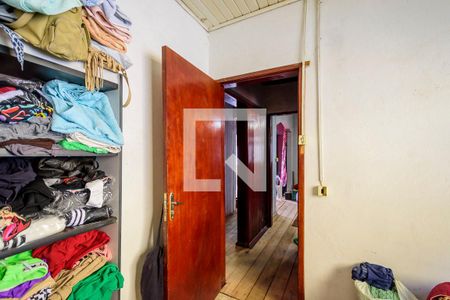 Quarto 2 de casa à venda com 4 quartos, 450m² em Coronel Aparicio Borges, Porto Alegre