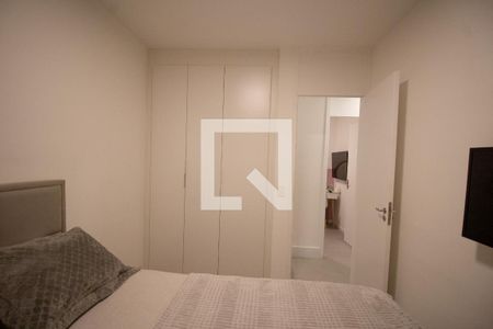 Quarto 1 de apartamento à venda com 3 quartos, 52m² em Vargem Pequena, Rio de Janeiro